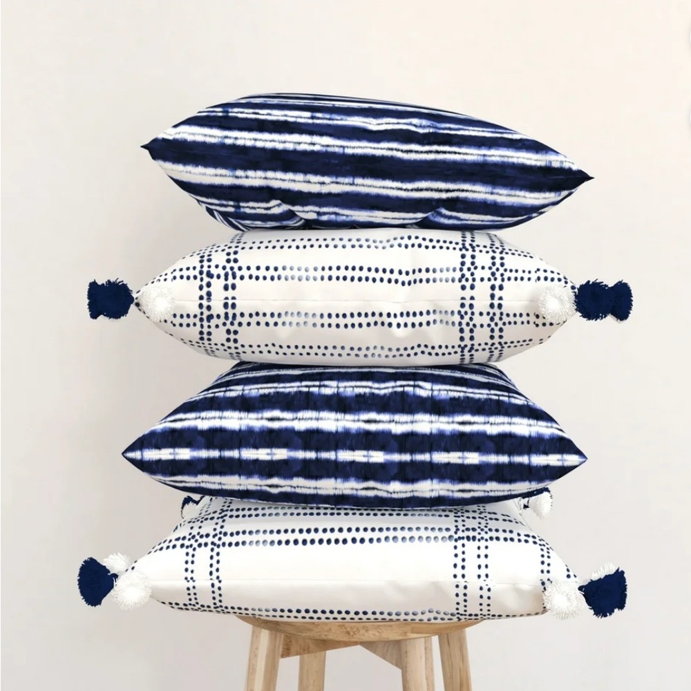 (4) Navy (more “denim blue”) and White Decorative Pillow Covers: Indoor/Outdoor